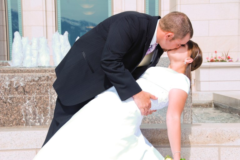 JaileeJustinTemple_25_small