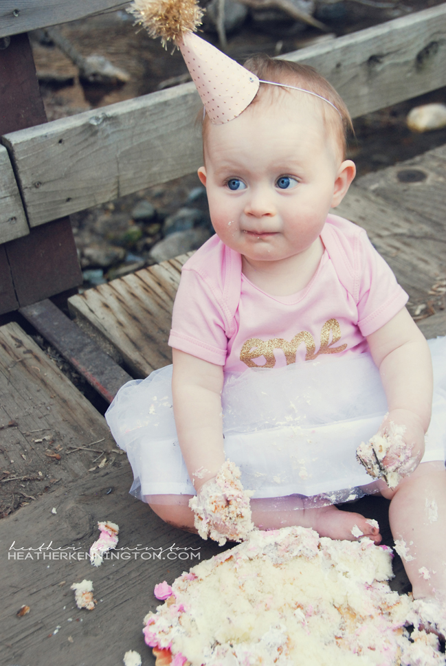 Kamry1stBirthday_27_logo